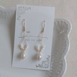 【希少】14kgf 線模様のアンティーク風淡水しずくパールのクロスデザインピアス