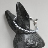 うさぎ色「まん丸うさぎ 白×濃い灰」ブレスレット (260311-R-白濃灰)