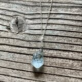 *sv925*Ocean’s Whisper – Raw Aquamarine アクアマリンラフロックのネックレス　