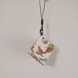 ミニチュア豆本メモ帳ストラップ ペンギンと森のリス柄