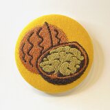 アルチザン刺繍ブローチ　くるみ