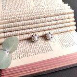 小耳さん向け耳飾り <pearl×moonstone>