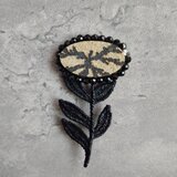 黒リボンのマグネットブローチ