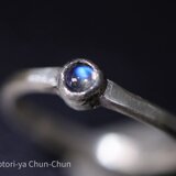 【プリップリのブルーシラー！】Yashのムーンストーン・シルバーリング【SOPPO】