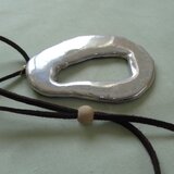 陶釉薬のアクセサリー　Ti2　