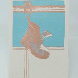 ギルディング和紙葉書　靴を干す