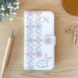 【受注制作品】白うさぎのiPhoneケース《Android対応》手帳型スマホケース 名入れ ギフト 動物 兎 おしゃれ
