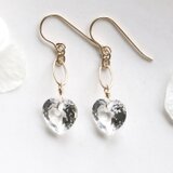 クリスタルクォーツ ハートピアス／イヤリング｜透明感 揺れる 上品 小ぶり 14Kgf 水晶 大人 シンプル 軽い