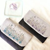 手刺繍のメガネケース