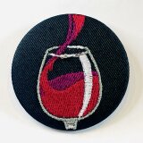 刺繍ブローチ　ワイン
