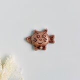 2011年　NEXネクス　猫と魚のフェーヴ　 フェーヴ　ネコ　ねこ　フランス製　ミニチュア　陶器　雑貨　置物