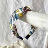 リバティ （ LIBERTY fabric ） の カチューシャ 「 conservatory fruits」イエロー