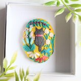 こねこと草花の刺繍ブローチ(botanical）#478