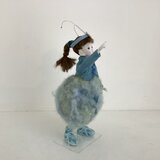 月虫(つきむし)  きまじめな次女