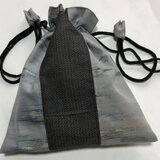 ８７３９　着物で作った巾着袋