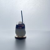 「揺らめく」　グラス