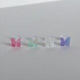 ちょうちょのピアス