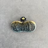 「pumpkin 大」（書割・a）七宝焼ブローチ