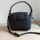 花結び編みの 2wayバッグ  ハンドバッグ・ショルダーバッグ｜ 漆黒 ｜母の日ギフトにも