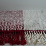organic cotton shawl_handwoven / white & red short