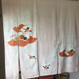 着物　扇　花柄　お部屋のオシャレ　ピンク色　着物リメイク暖簾　横幅〜124-丈〜95