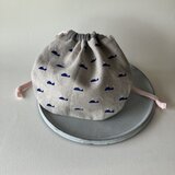 komon くじら 刺繍 まんまる ポーチ