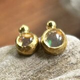 K24◇天然オパール◇スタッドピアス