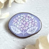 紫陽花のブローチ　ステンドグラスブローチ