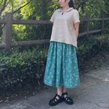 [予約販売] リネン・ネモフィラボタニカルのタックスカート｜湖畔のエメラルド