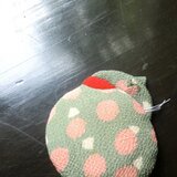 縮緬　居眠りねこブローチ　－たまー