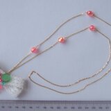 ポップカラーのネックレス