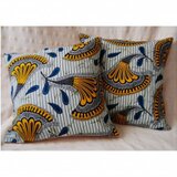 アフリカンプリントのクッションカバー