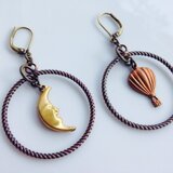 オランダの月と気球とフープのピアス