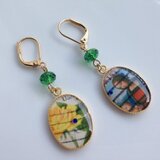 お母さんと赤ちゃんと黄色いローズのピアス