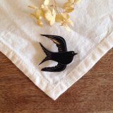 かもめのブローチ(buffalo)