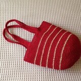 麦わら素材のナチュラルバック(赤）