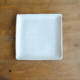 白釉 ６寸四角皿