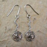 薔薇ピアス　（フックタイプ）