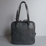square hand bag (black)