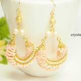 ゴージャススパイラルのピアス・コーラルピンク『受注製作』