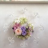 バラとアジサイのクレッセントリース♪