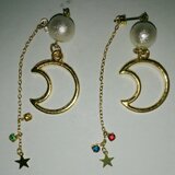 三日月とコットンパールピアス〜チェーンキャッチ、星とストーン付〜