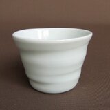 青白磁　ゆがみフリーカップ