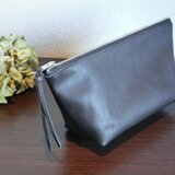 牛革しっかりマチのポーチ（ブラック）