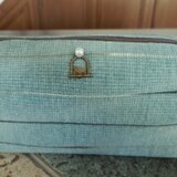 深海色のポーチ