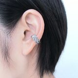 風切羽のイヤーカフ