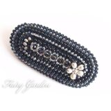 ビーズクロッシェのバレッタ