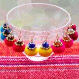 モン族のポンポンピアス/イヤリング
