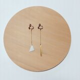 異素材チェーンイヤリング