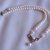 本真珠とピンクのスワロフスキーのネックレス
